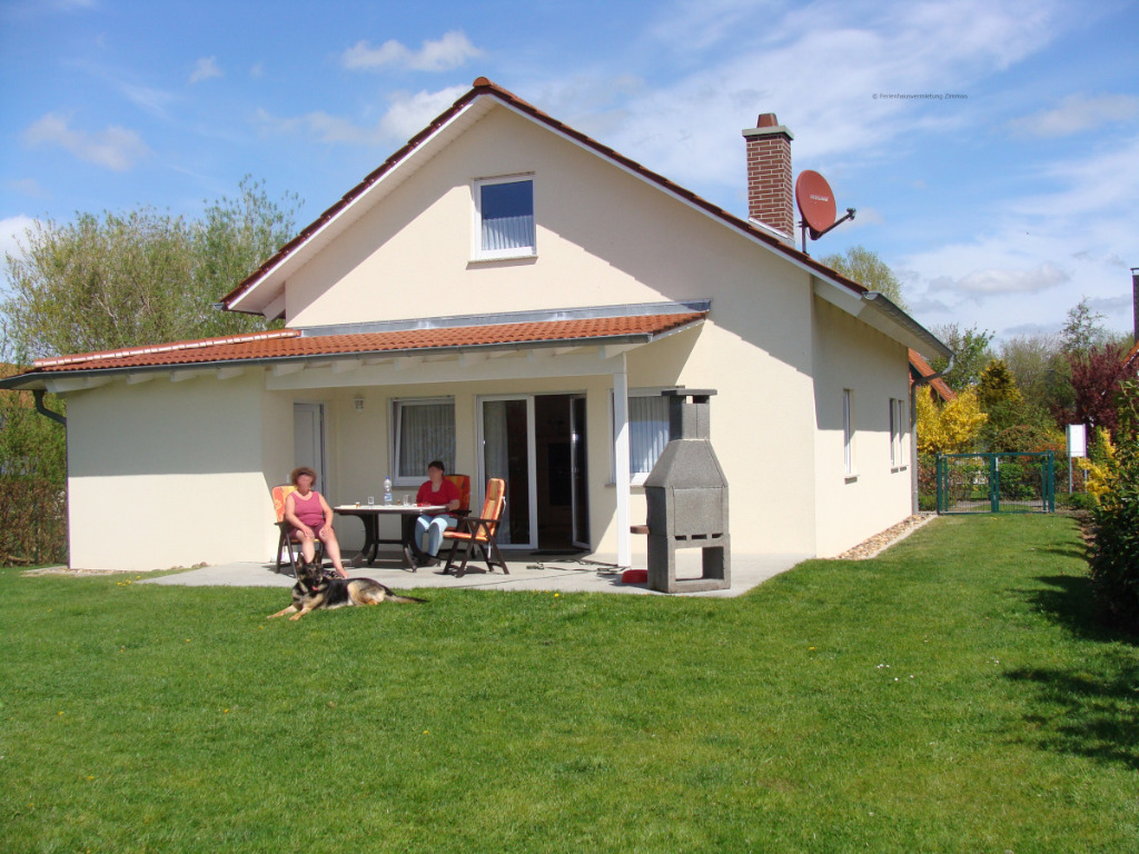 Barrierefrei Ferienhaus Mit Hund Und Eingezauntem Garten An Der