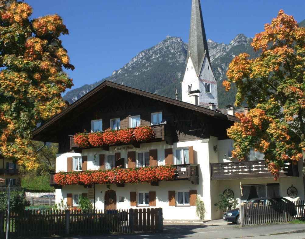 Pension in GarmischPartenkirchen Gästehaus im Winkel